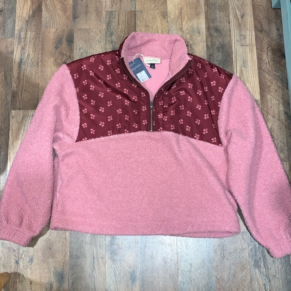 Universal Thread Fleece Size Medium. ‎ NWT
